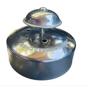 Pampered Chef Cut-N-Seal Pastry Press Biscuit Tart Sandwich Cutter Tool 3.5"